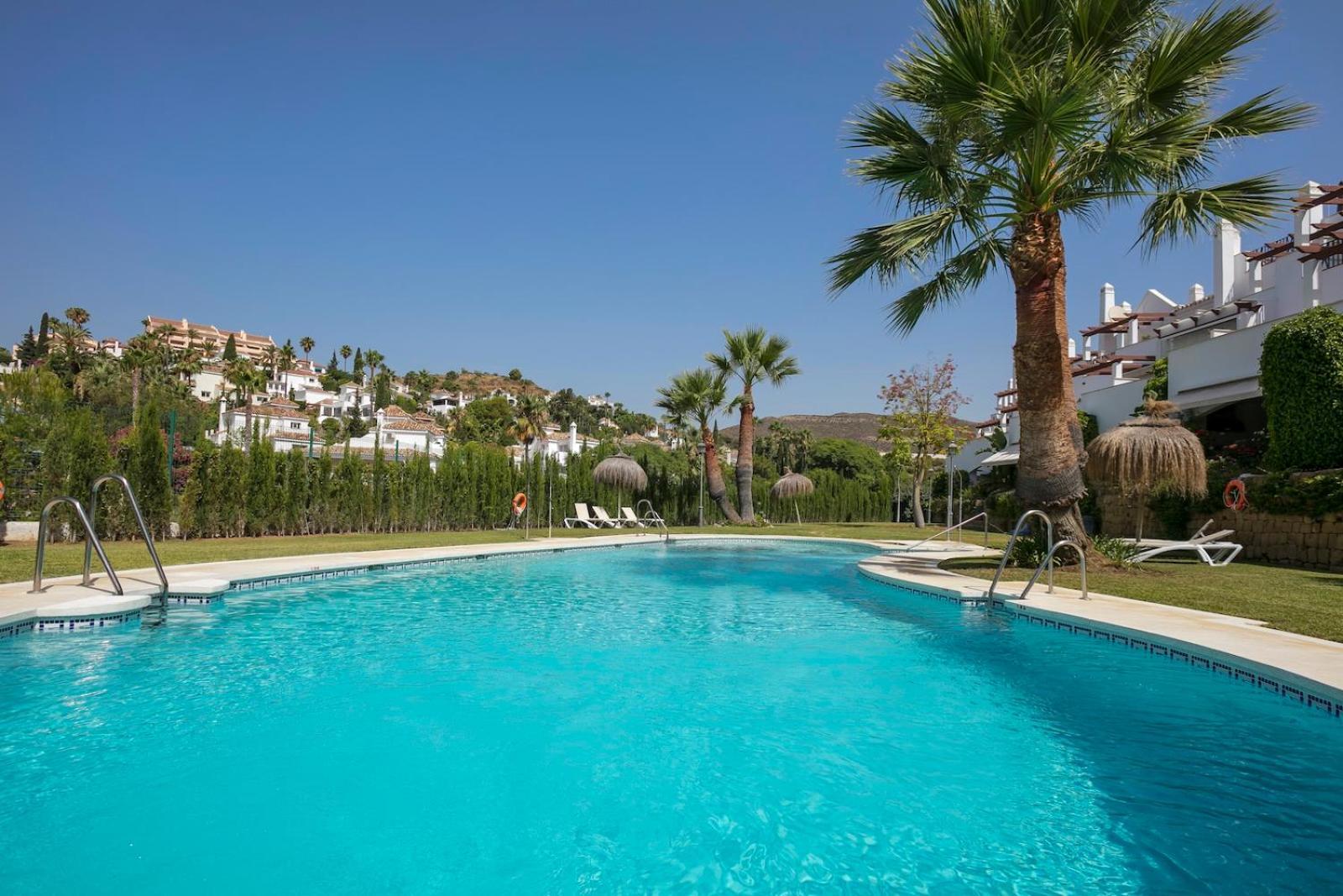 Apartment Duplex With Rooftop Terrace Aloha Royal Rdr230 Marbella