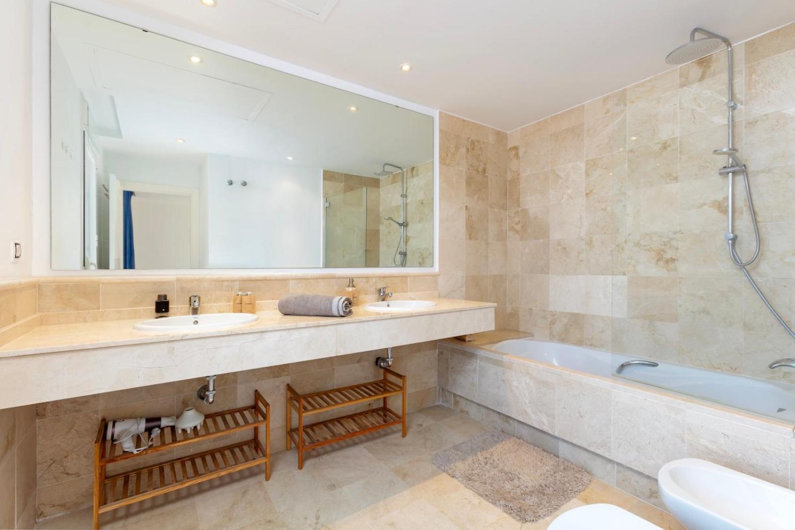 Duplex With Rooftop Terrace Aloha Royal Rdr230 Marbella