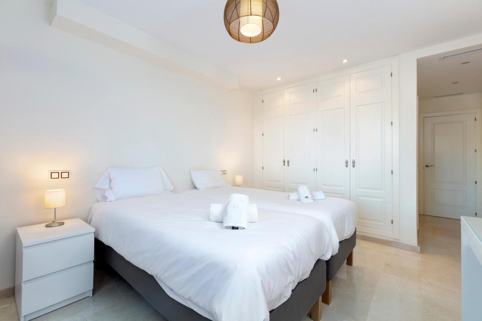 Duplex With Rooftop Terrace Aloha Royal Rdr230 *